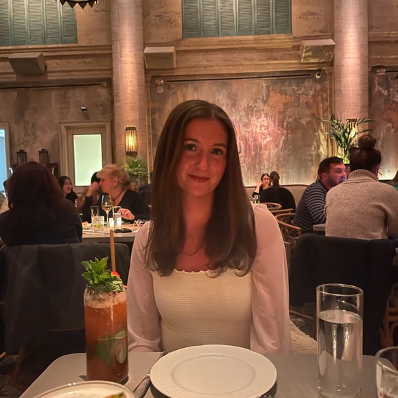 Elegant Cream Women's Top - Picture 4 of 4